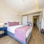 Ece Marina Suites