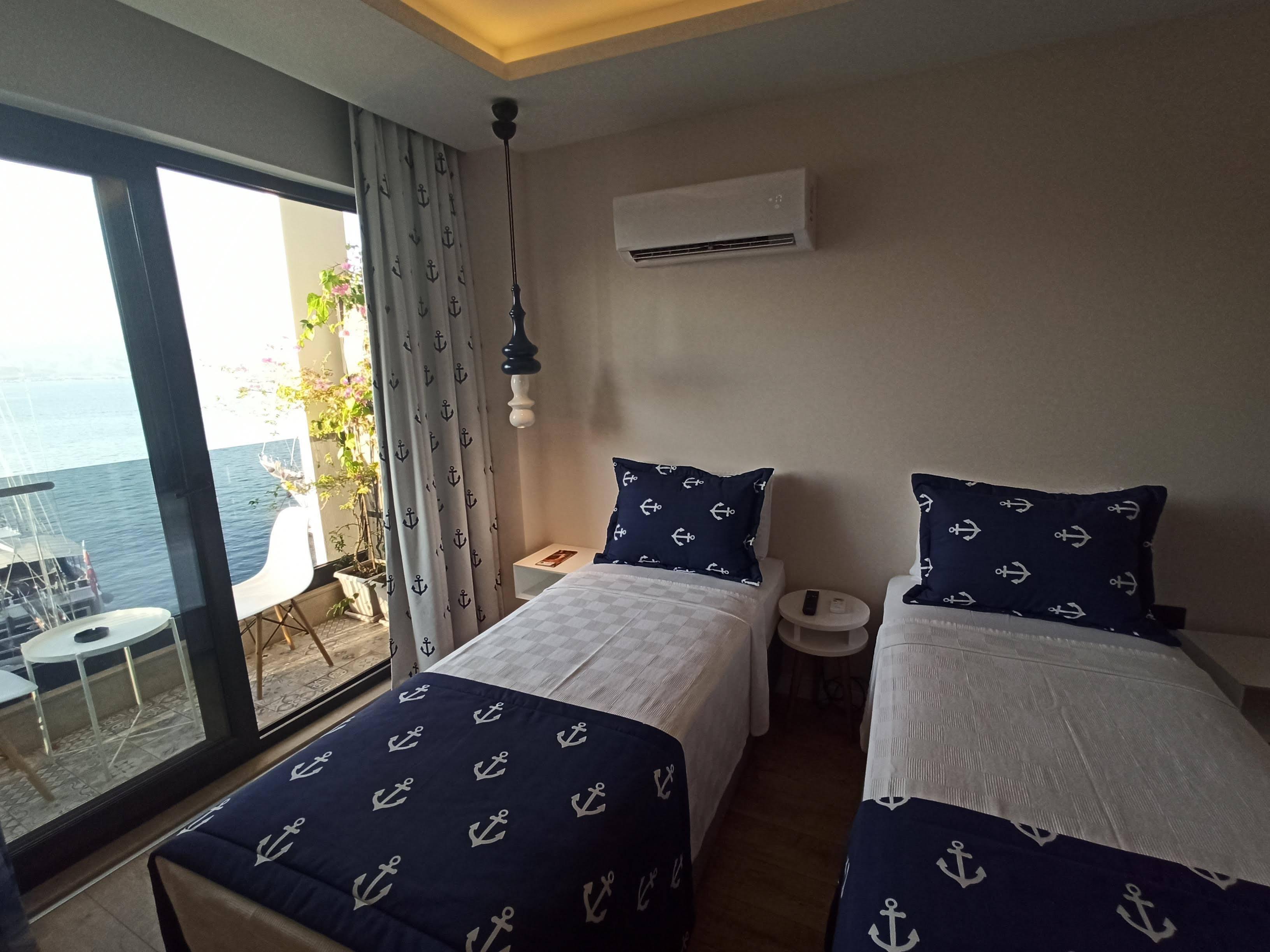Otel Ece Marina 2*